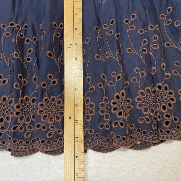 SEE BY CHLOE Floral Embroidered Pleated Navy Mini Skirt Size FR 38 / US 6 - Picture 11 of 11